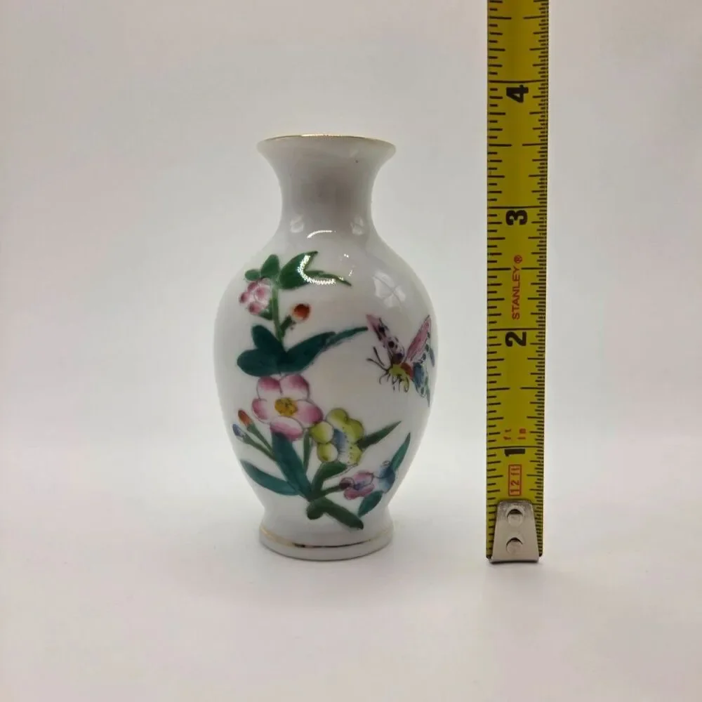 Vintage Chinese Miniature Porcelain Vase 4